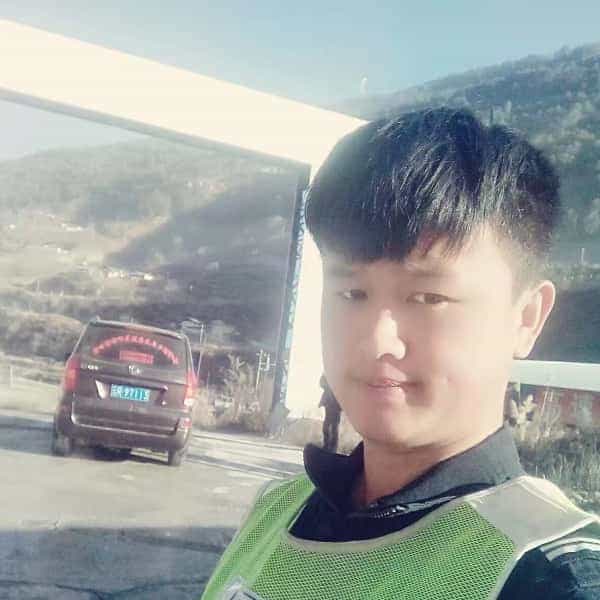 29岁岁云南单身帅哥 - 潜江吉缘网